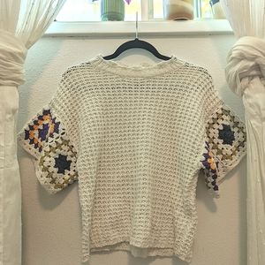 Universal thread crochet tshirt